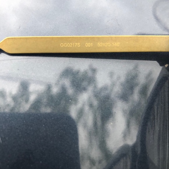 Authentic designer Gucci women’s sunglasses - Picture 4 of 10